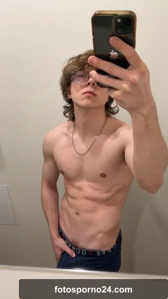 Hombres Desnudos